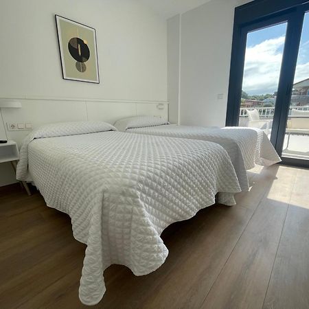 Hostal Montevideo Beachfront Nigrán Kültér fotó
