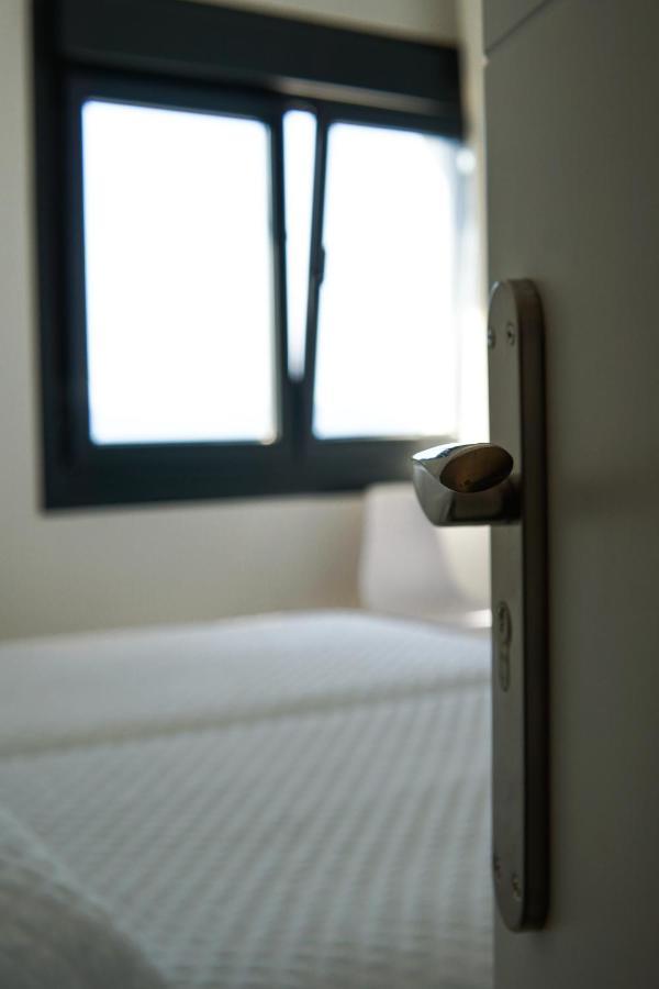 Hostal Montevideo Beachfront Nigrán Kültér fotó