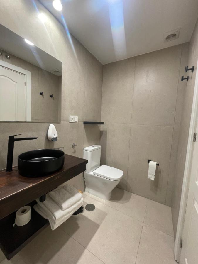 Hostal Montevideo Beachfront Nigrán Kültér fotó